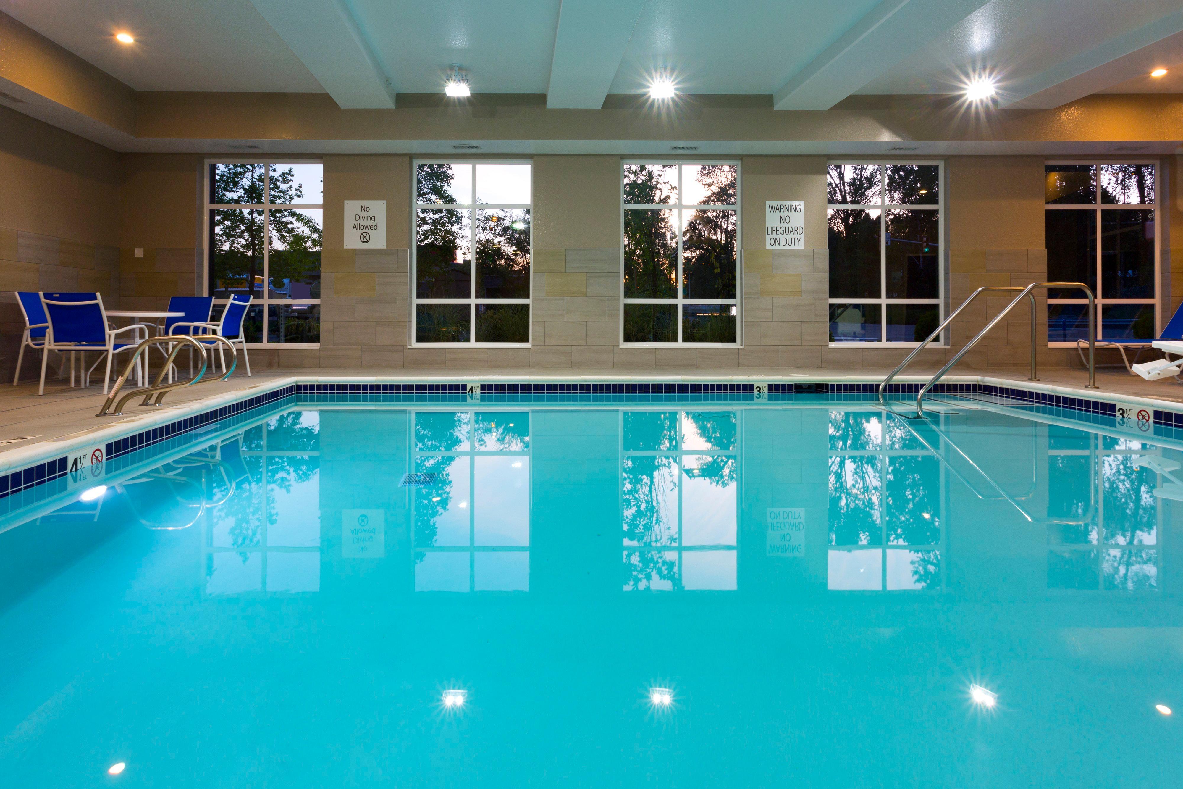Holiday Inn Express & Suites - Seattle South - Tukwila By Ihg Esterno foto